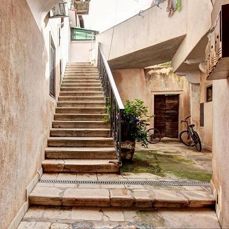 Yulia Apartments Rovinj Ngoại thất bức ảnh