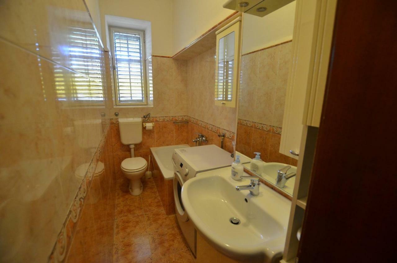 Yulia Apartments Rovinj Ngoại thất bức ảnh