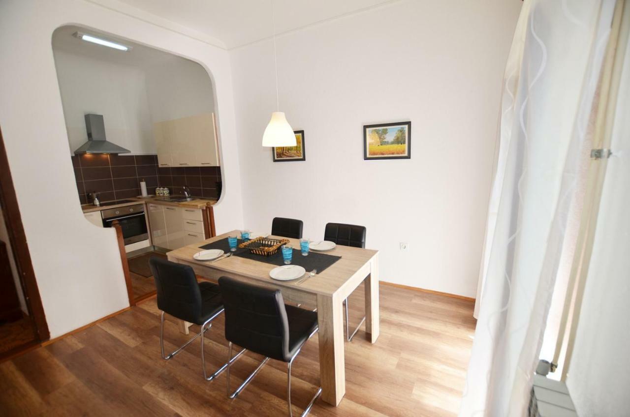 Yulia Apartments Rovinj Ngoại thất bức ảnh