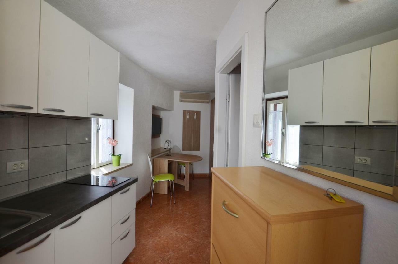 Yulia Apartments Rovinj Ngoại thất bức ảnh